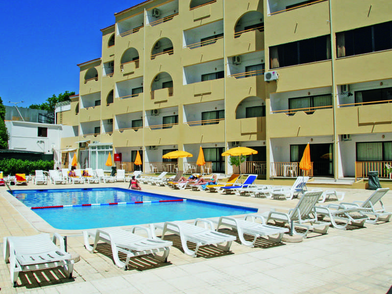 Eirasol Apartments